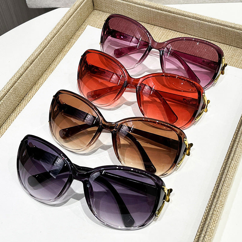 2026 Oversized Fashion Sunglasses – UV Protection Unisex Outdoor & Cycling Shades